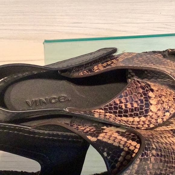 Vince Tenison Senegal sandals - Picture 8 of 12